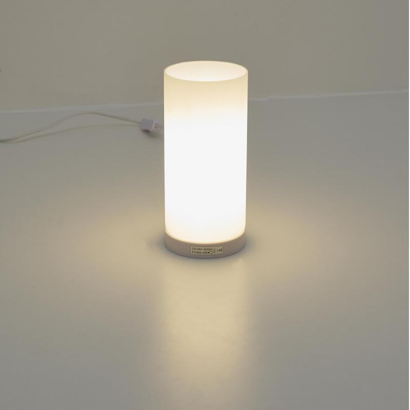 Настольная лампа Inspire Basic, цвет белый