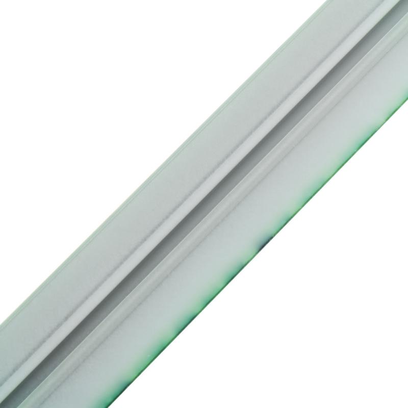 Порог разноуровневый (кант) «Трава» скрытый 40х900х0-8 мм цвет зелёный