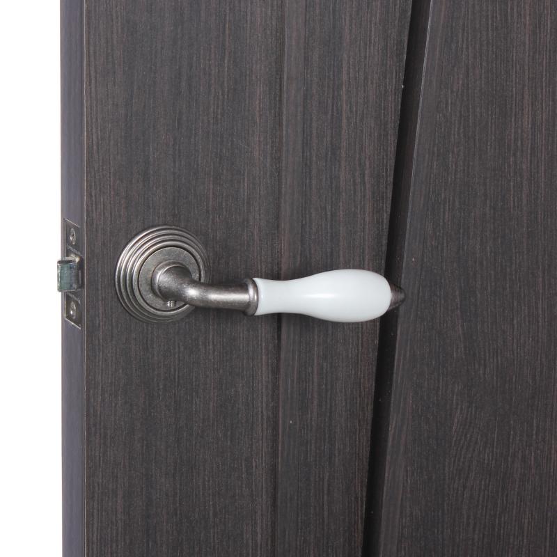 Ручки дверные на розетке EDS-V214 ЦАМ никелированное покрытие цвет серебро