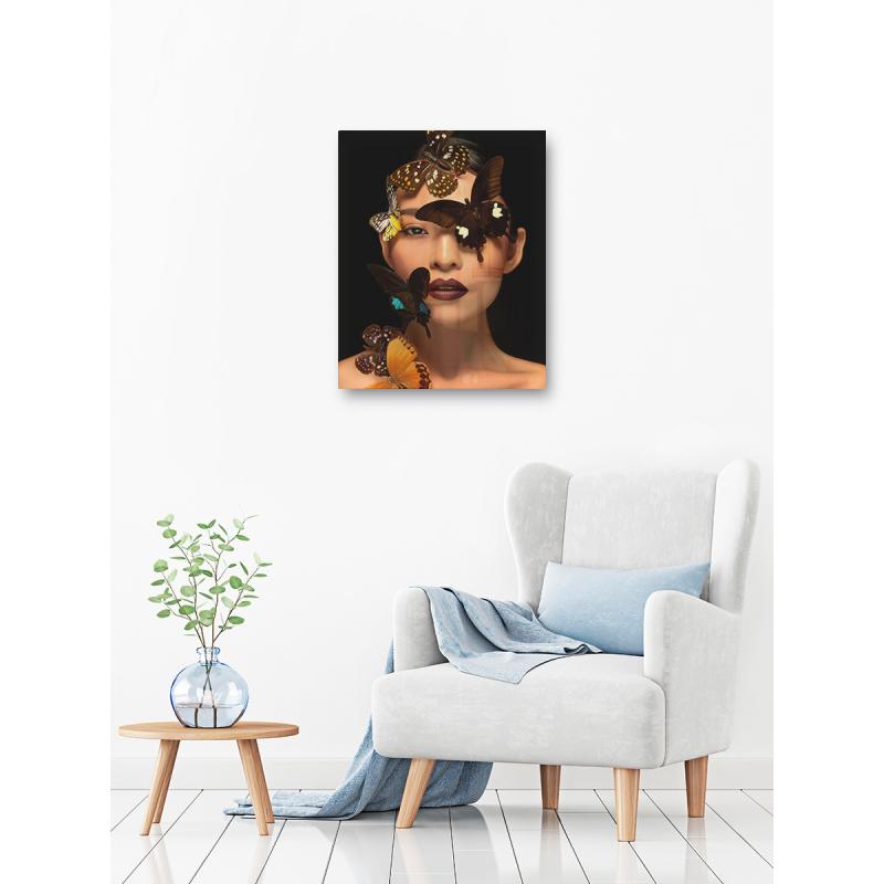 Картина на стекле Модель и бабочки AG 40-210 40x50 см